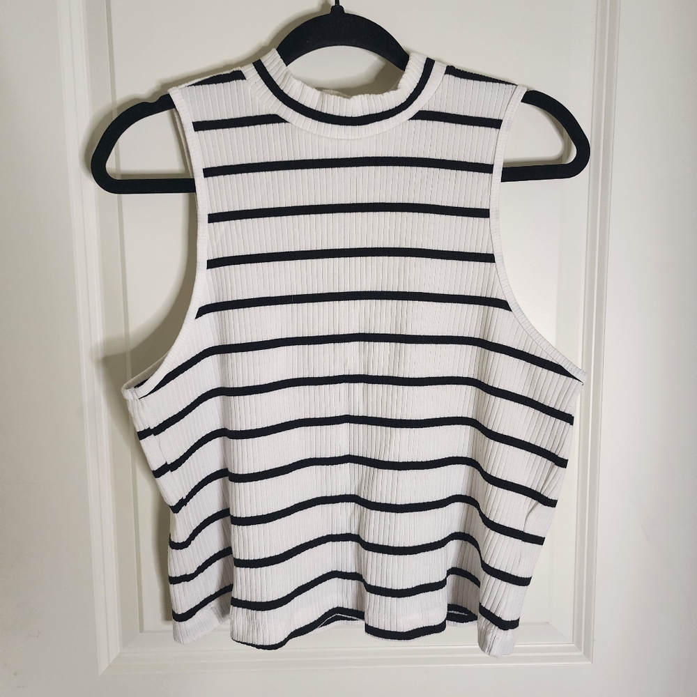 Old Navy Striped Mock Neck Sleeveless Top Size XL